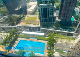 a fancy 2br condominium in bgc
