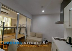 fully furnished 1-bedroom unit with parking for rent in acqua private residences