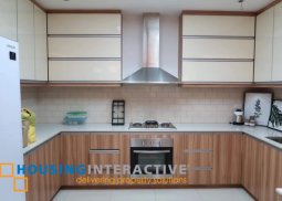 grand 2-storey, 5-bedroom house with parking for sale/rent in greenwoods executive village