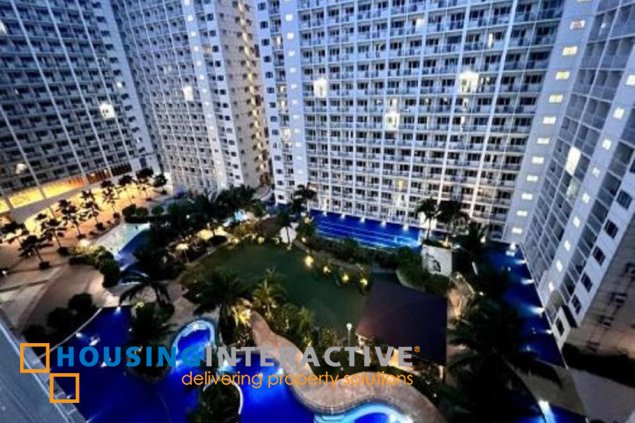 1-br with balcony for sale in shore residences