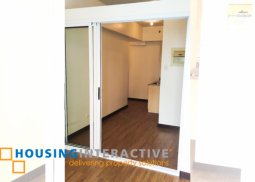 unfurnished 1bedroom w/ balcony atrium for sale in lumiere residences