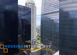 bare 1-bedroom unit with balcony for sale in two maridien