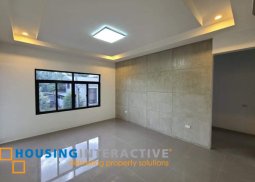 luxury 2-storey, 4-bedroom house with parking for sale in savannah green plains subdivision