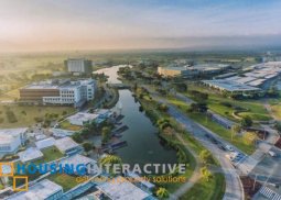 spacious commercial lot for sale in evozone