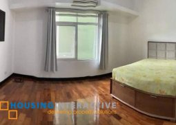 bare 1-bedroom unit with balcony & parking for sale in one serendra