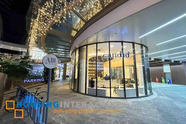 1br with balcony condo unit for rent at air residences