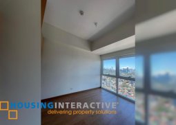 bare 1-bedroom unit with parking for sale in madison park west