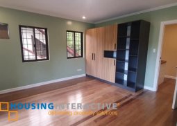 grand 2-storey, 5-bedroom house with parking for sale in doÑa carmen subdivision