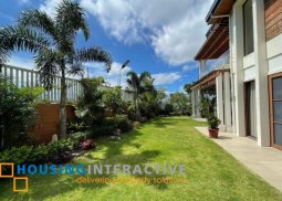 grand 2-storey, 6-bedroom house with balcony for sale in tagaytay heights