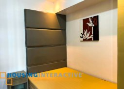 fine 2-bedroom loft condo unit for rent at the fort residences