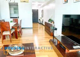 a delightful and palatial 2br condominium at the residences at greenbelt