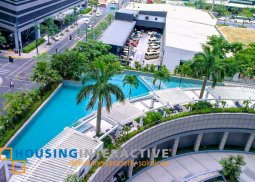 3-bedroom condo unit at one mckinley place