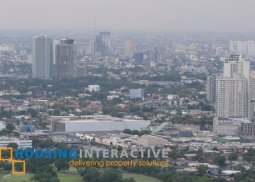 spacious commercial lot for sale in greenhills