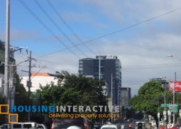 spacious commercial lot for sale in west avenue