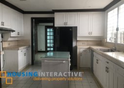 3bedroom,maids&drivers room, 2storey for lease in dasmarinas village