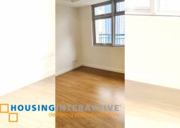 a delightful and palatial 2br condominium for sale at verve residences