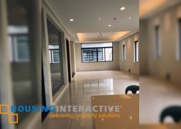 grand 4-storey, 5-bedroom townhouse with parking for sale in westgrove place