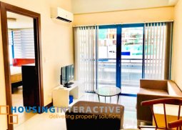 for rent -1br unit in two central