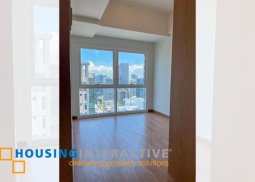 unfurnished 4br condo unit with balcony for rent at madison park west