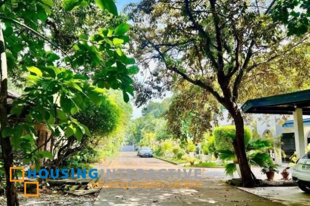 brand new 3-storey, 7-bedroom house with balcony for sale in capitol hills