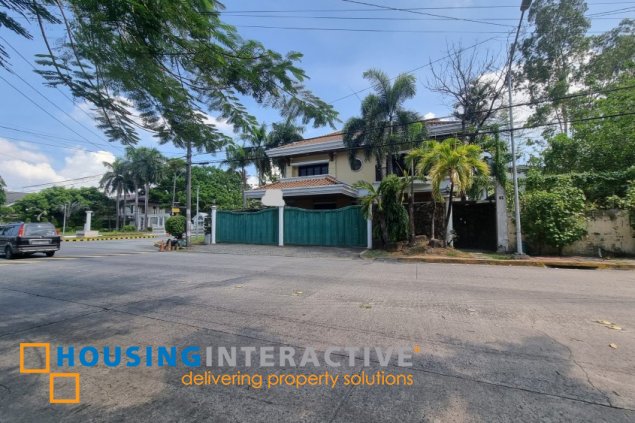 classic 3-bedroom bungalow for sale in acropolis village