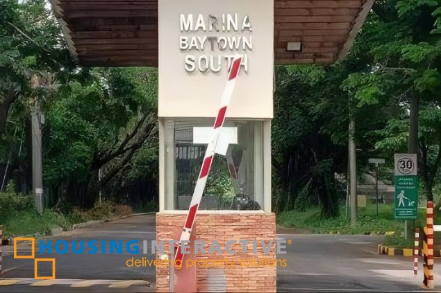 grand lot for sale in marina baytown south