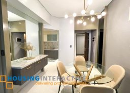 for rent -2br in uptown ritz