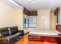 fully furnished 2br unit in one serendra