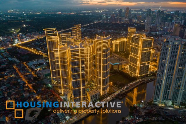 for rent -studio in proscenium at rockwell