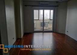 unfurnished 2 br unit for rent in legaspi towers 300