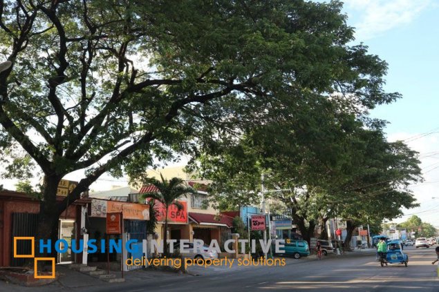 grand 2-storey, 5-bedroom house for rent in bf midwest