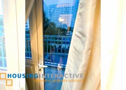 semi furnished 1-bedroom unit with balcony for sale in shore 1