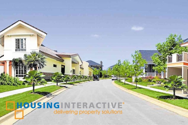 grand 2-storey, 4-bedroom house with attic for sale in acropolis village