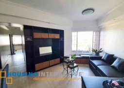 fully furnished 2-bedroom unit with parking for rent in kingswood