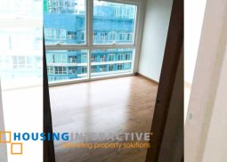 bare 2-bedroom unit with balcony & parking for rent in madison park west