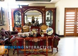 grand 2-storey, 4-bedroom house for sale in valle verde 2