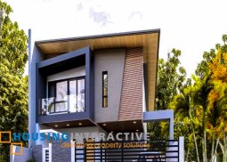 grand 2-storey, 3-bedroom house with balcony for sale in filinvest heights