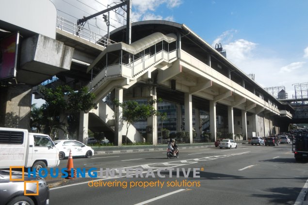 modern 2-storey, 3-bedroom townhouse for rent in palm village