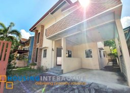 grand 2-storey, 4-bedroom house with balcony for sale in concepcion uno
