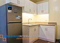 semi furnished 2-bedroom unit with parking for sale in illumina residences