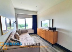 for rent -2br unit in fairways tower