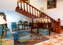 classic 2-storey, 7-bedroom mansion with pool & balcony for sale in corinthian gardens