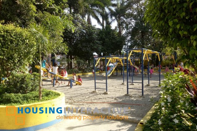 modern 2-storey, 7-bedroom house for sale in mandaluyong