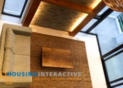 grand 2-storey, 5-bedroom house for sale in parkridge estates valley golf