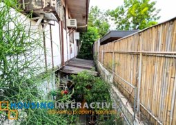 classy 2-storey, 5-bedroom house for sale in white plains