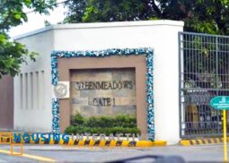 grand 2-storey, 4-bedroom house for sale in greenmeadows