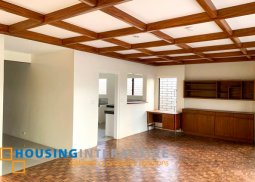 grand 2-storey, 5-bedroom house for sale in merville