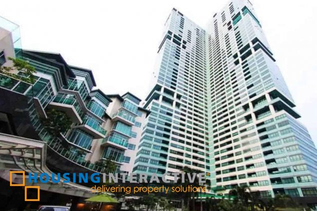 fully furnished 2-bedroom corner unit with balcony & parking for rent in edades