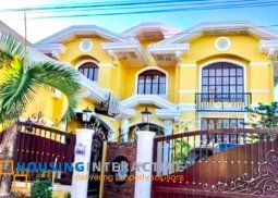 classic 2-storey, 4-bedroom house for sale in bf resort village