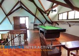 grand 2-storey, 4-bedroom private resort for sale in tagaytay